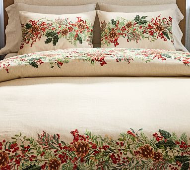 Holly Berry Wreath Duvet | Pottery Barn (US)