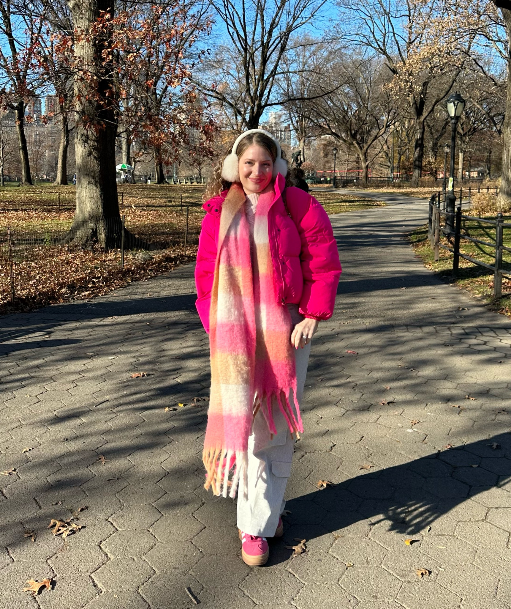 Christmas in NYC 🩷

#LTKSeasonal #LTKHoliday