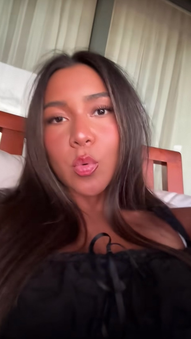 The cutest tank 🖤

#LTKootd #LTKFindsUnder50 #LTKU