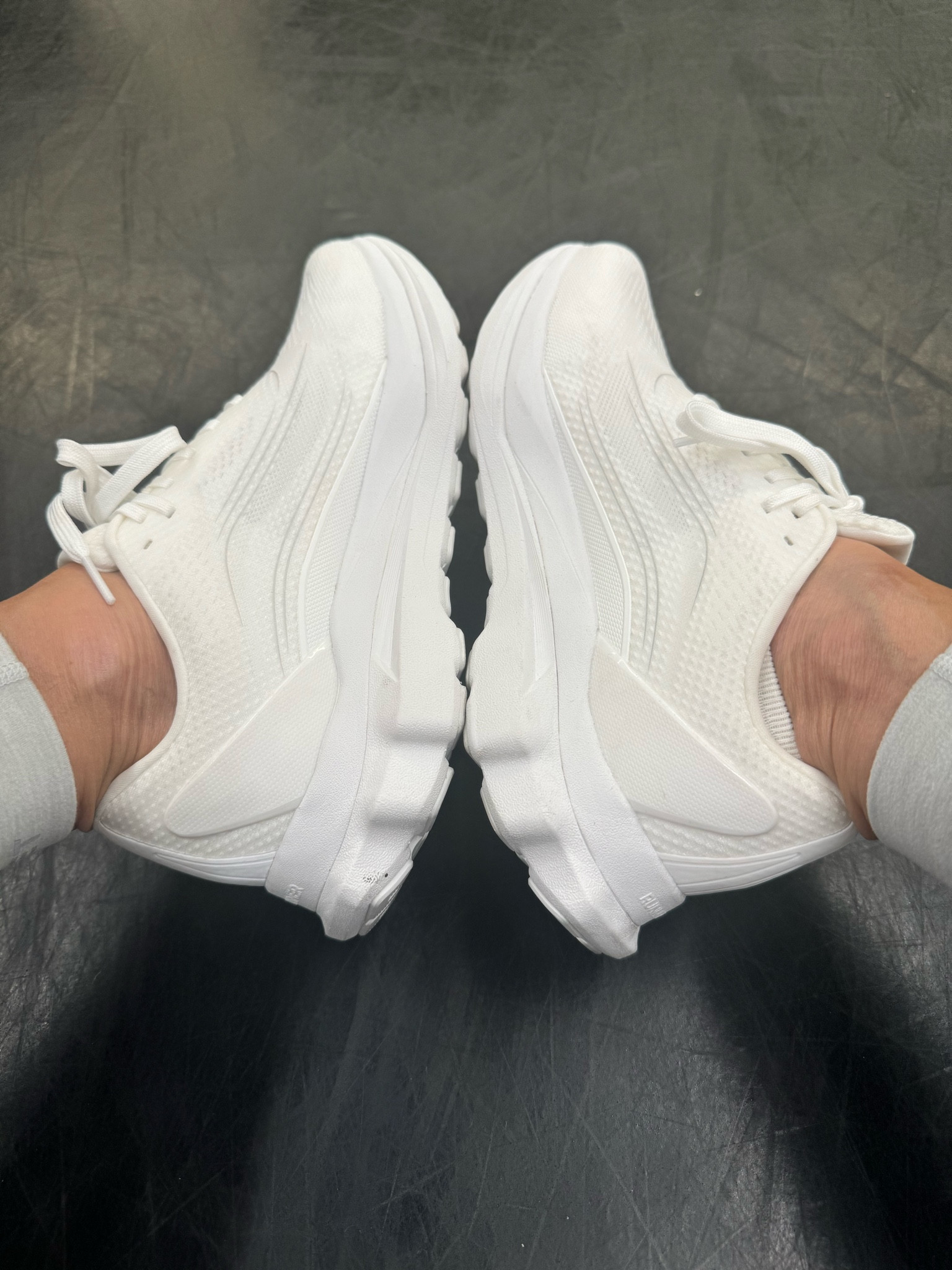 Favorite new sneaker for athleisure and training 💪🏻 The Alo runner is a great option in black or white 👟

#LTKFitness #LTKActive #LTKShoeCrush