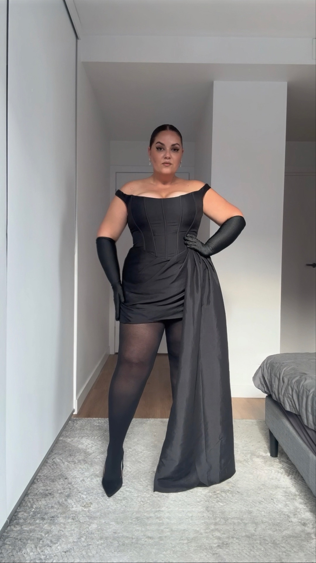 The gasp i gusp at that first one 🖤😍 all from Showpo 🔗 AU, NS, US UK AND EU LINKS

#LTKplussize #LTKmidsize #LTKpartywear