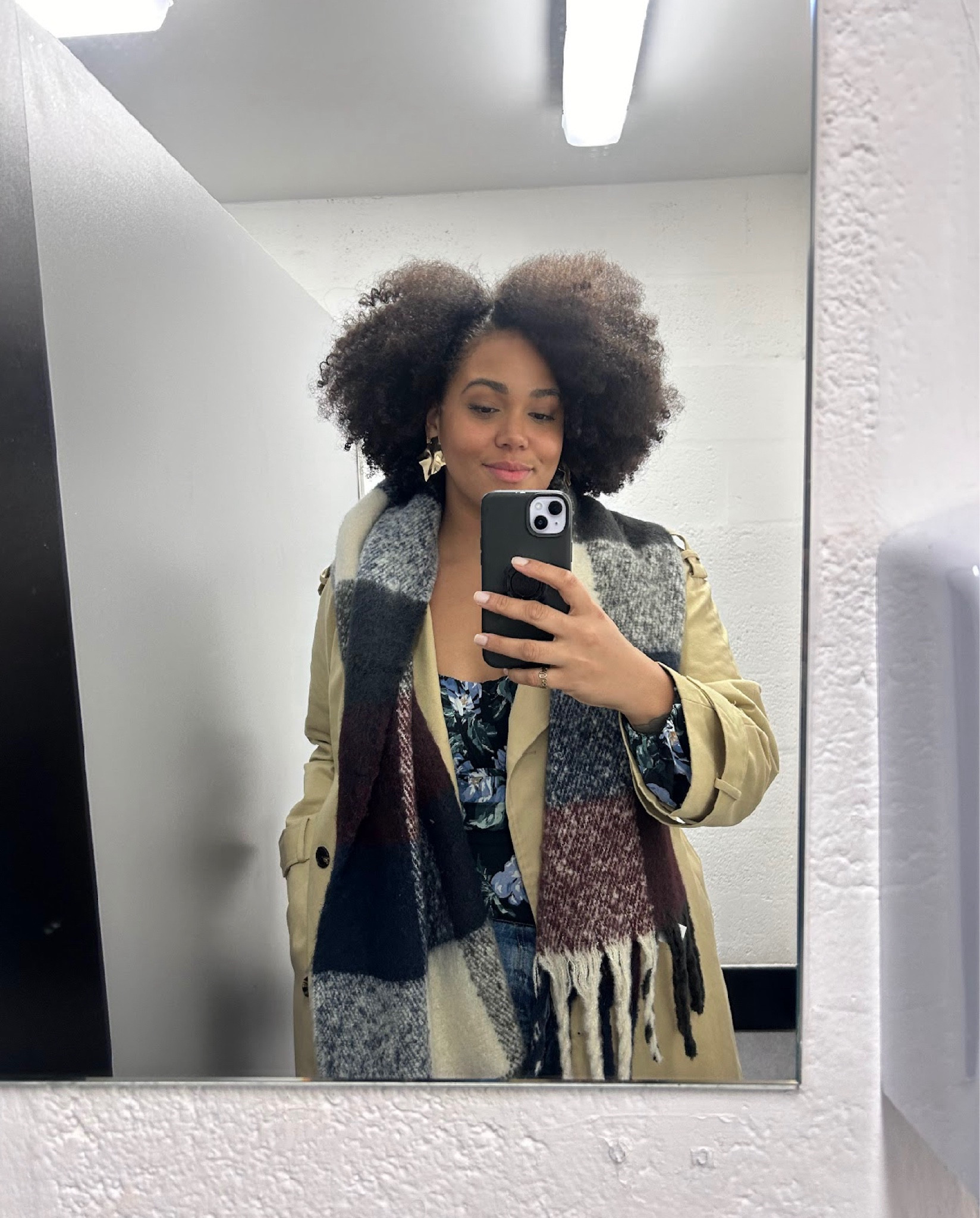 
New scarf new me 🥲 there’s nothing like a good winter scarf to make an outfit, I’m wearing this one from the white stuff I have it tagged below.

100% of this months profits go towards supporting the Red Cross Israel & Occupied Palestinian Territory Appeal 🌍