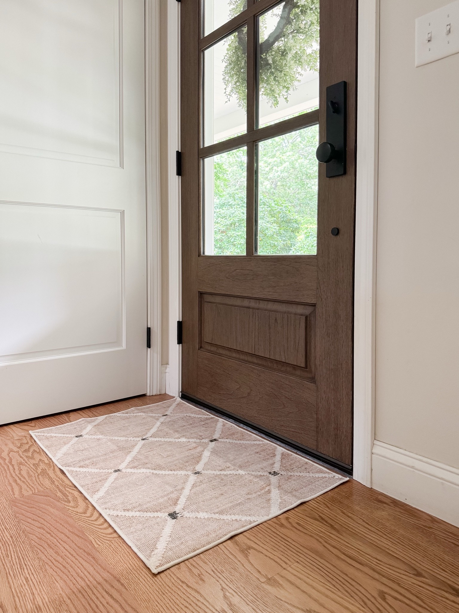 Coastal Fall Entryway

Doormat, entry, doorway, indoor Rug, Amazon coastal rug, Sherri calnan home

#LTKHome