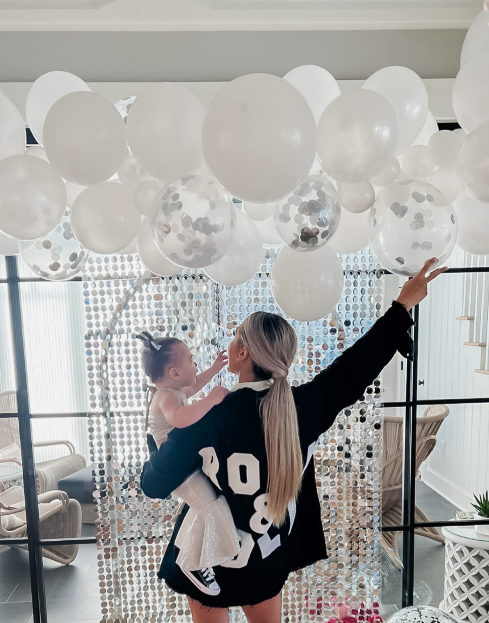 Rock & Roll 🌟✨🌟✨
.
.
.
#party #theme #celebrity #rockandroll #pants #flares #kids #women #birthday  

#LTKFind #LTKkids #LTKfamily