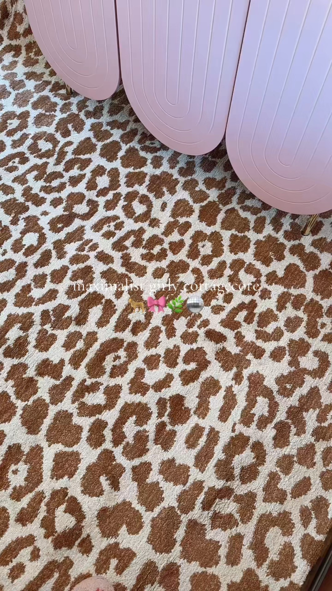 Maximalist girly cottagecore
is this
even a thing or can we start something new! I love the new rug just waiting on my carpet tool to do some trimming
#rug #fyp #maximalism #cottagecore

#LTKFindsUnder100 #LTKSeasonal #LTKHome