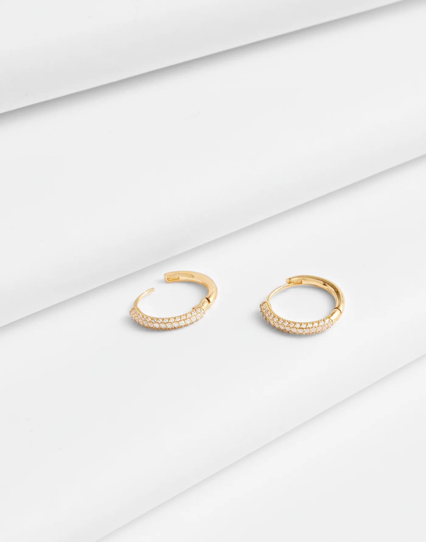 Demi-Fine Small Hoop Earrings | Madewell
