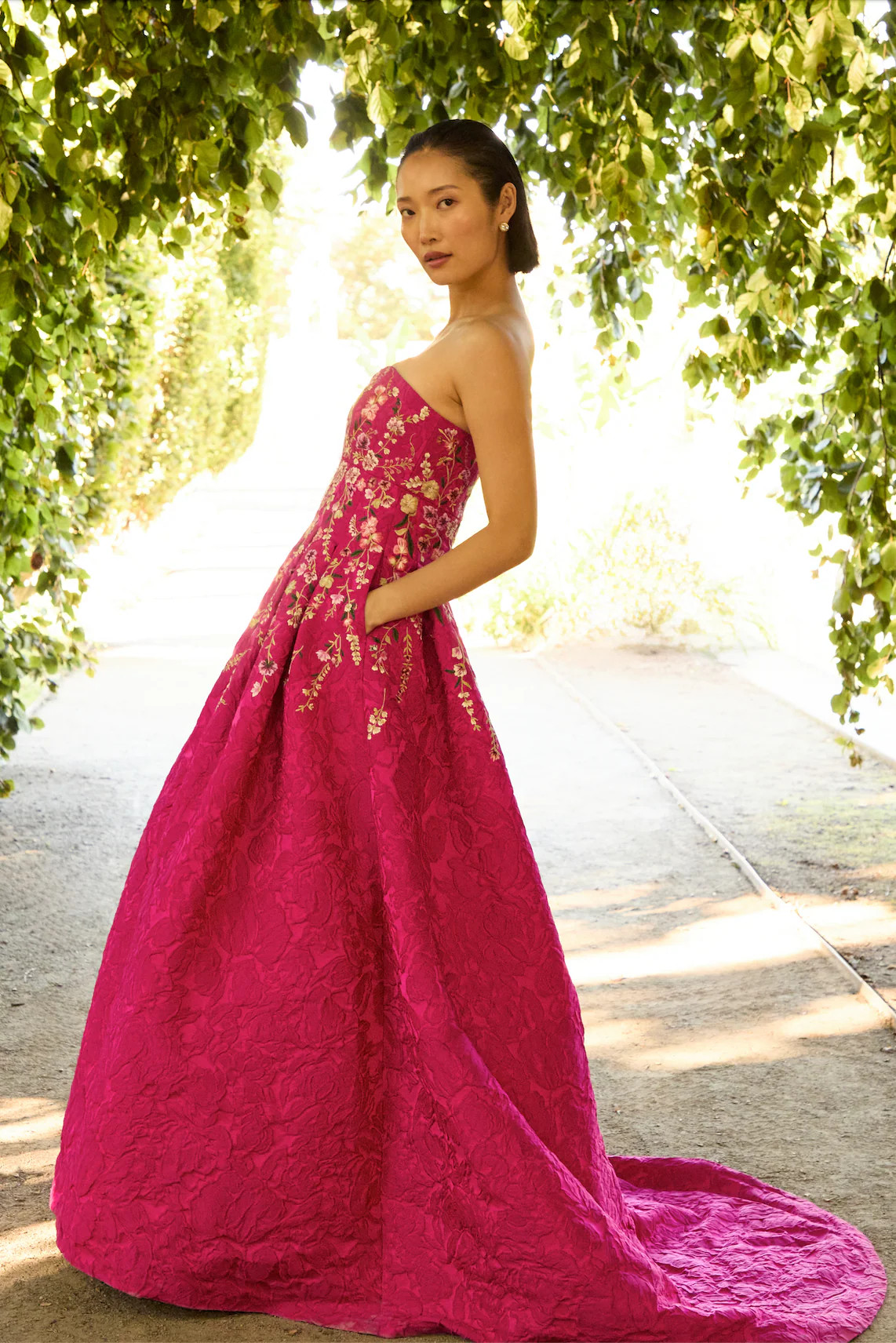 EMBROIDERED KIRAN GOWN - DEEP FUCHSIA | Sachin and Babi