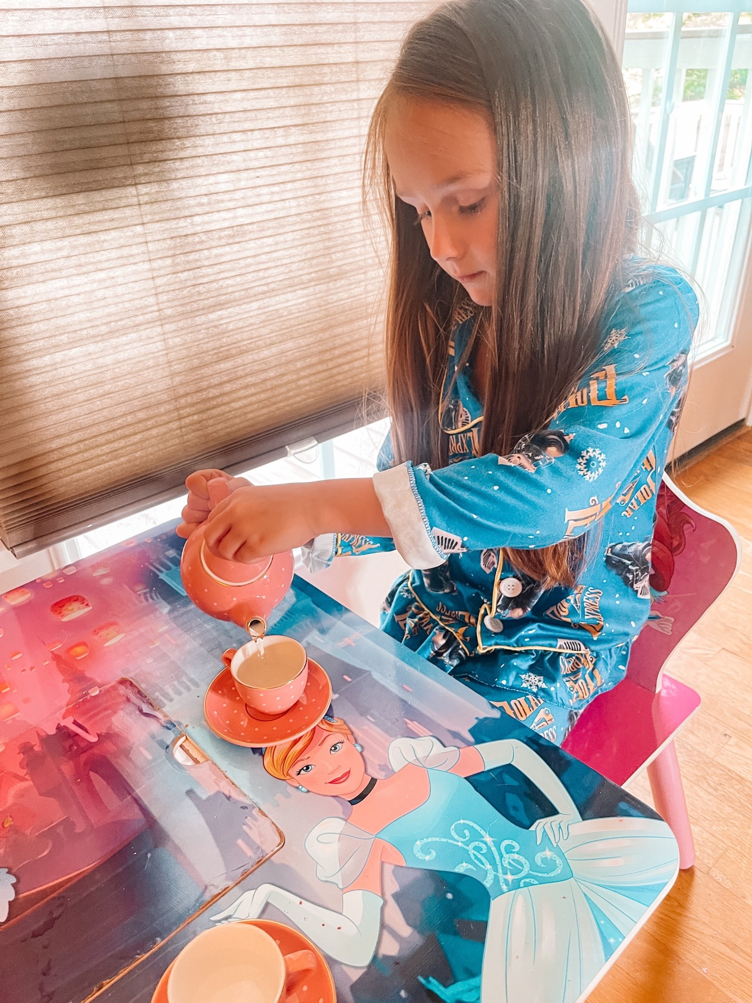 Nostalgia in a tea cup 🫖✨
This sweet little tea set isn’t just a toy—it’s a time machine. 🥹

Every time Lennon and I sit down for a tea party, I’m taken back to my grandparents’ house in Florida, where I’d spend hours playing with my grandmother’s delicate glass tea set. Some of my core memories were made in those tiny cups. And now I get to watch my girl create hers. 💗

This year’s set is so girly, so fun, and totally perfect for making magical memories (and keeping your little one entertained for more than 3 minutes—hello, #momwin).

Snag this one for your own tea time traditions

#LTKkids #TeaPartyTime #MomHackMonday #GirlMomThings #MakingMemories #LTKfinds #ThatKatieFathFinds