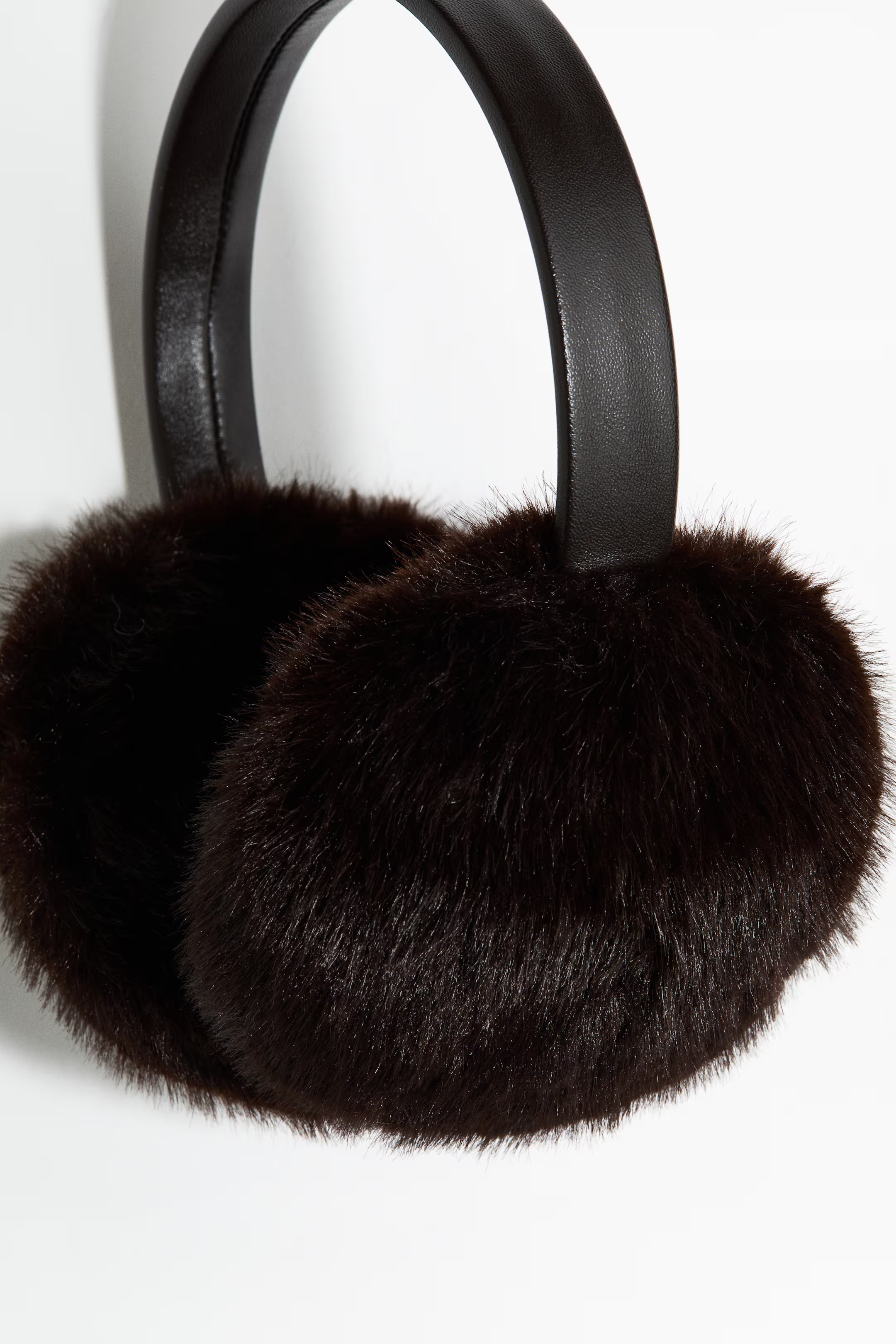 Fluffy earmuffs - Dark brown | H&M GB | H&M (UK, MY, IN, SG, PH, TW, HK)