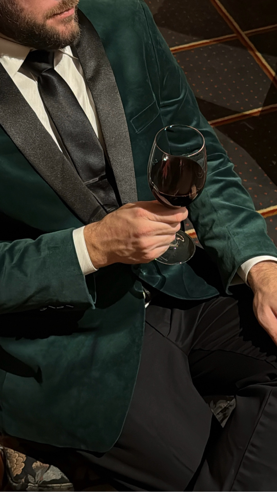 Linking Emmett’s green velvet blazer! It’s surprisingly affordable and looks really high end (if your guy needs a solid winter or holiday outfit). 

#LTKHoliday #LTKSeasonal #LTKMens