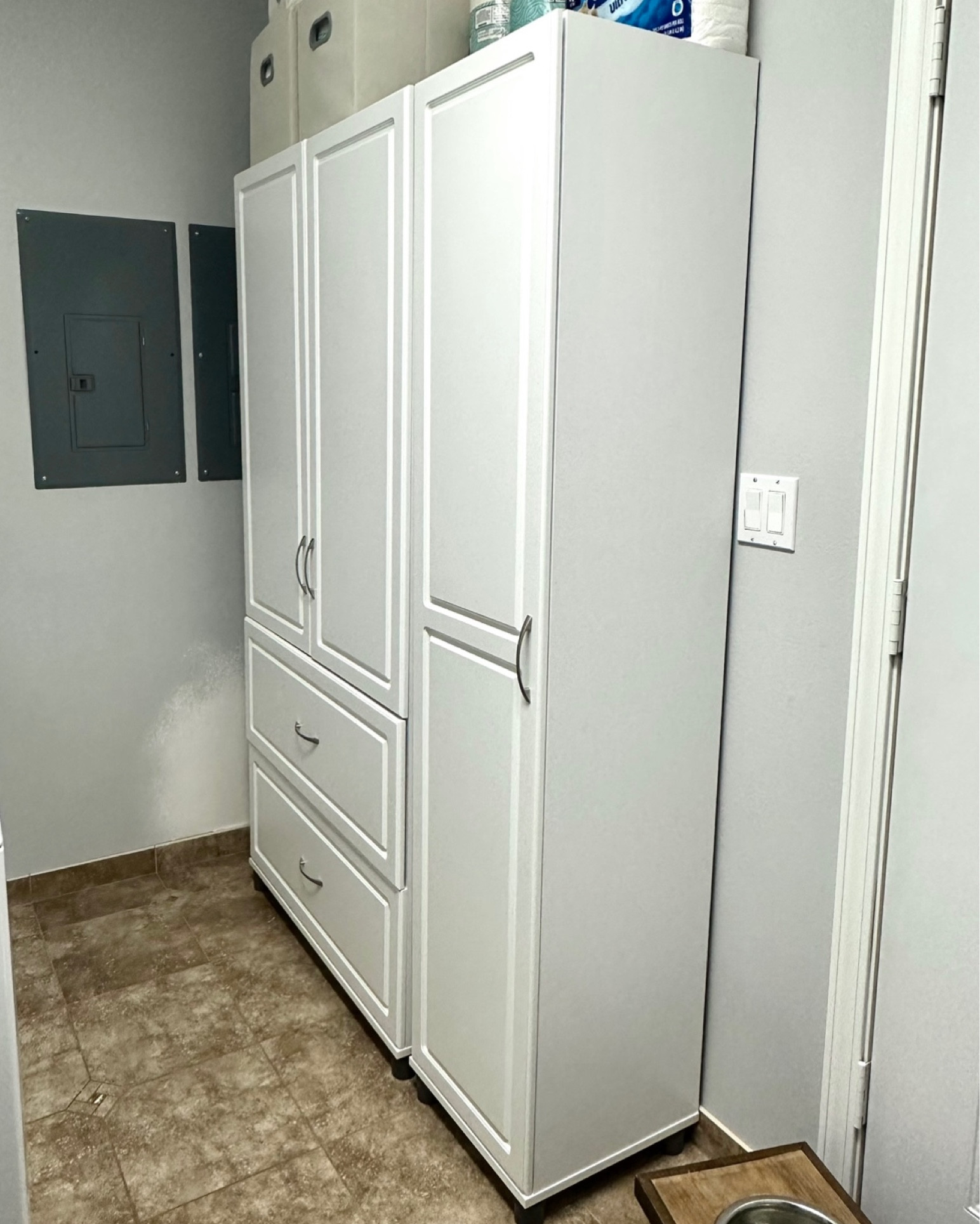 Laundry room organizer closets! LOVE! 

#LTKhome