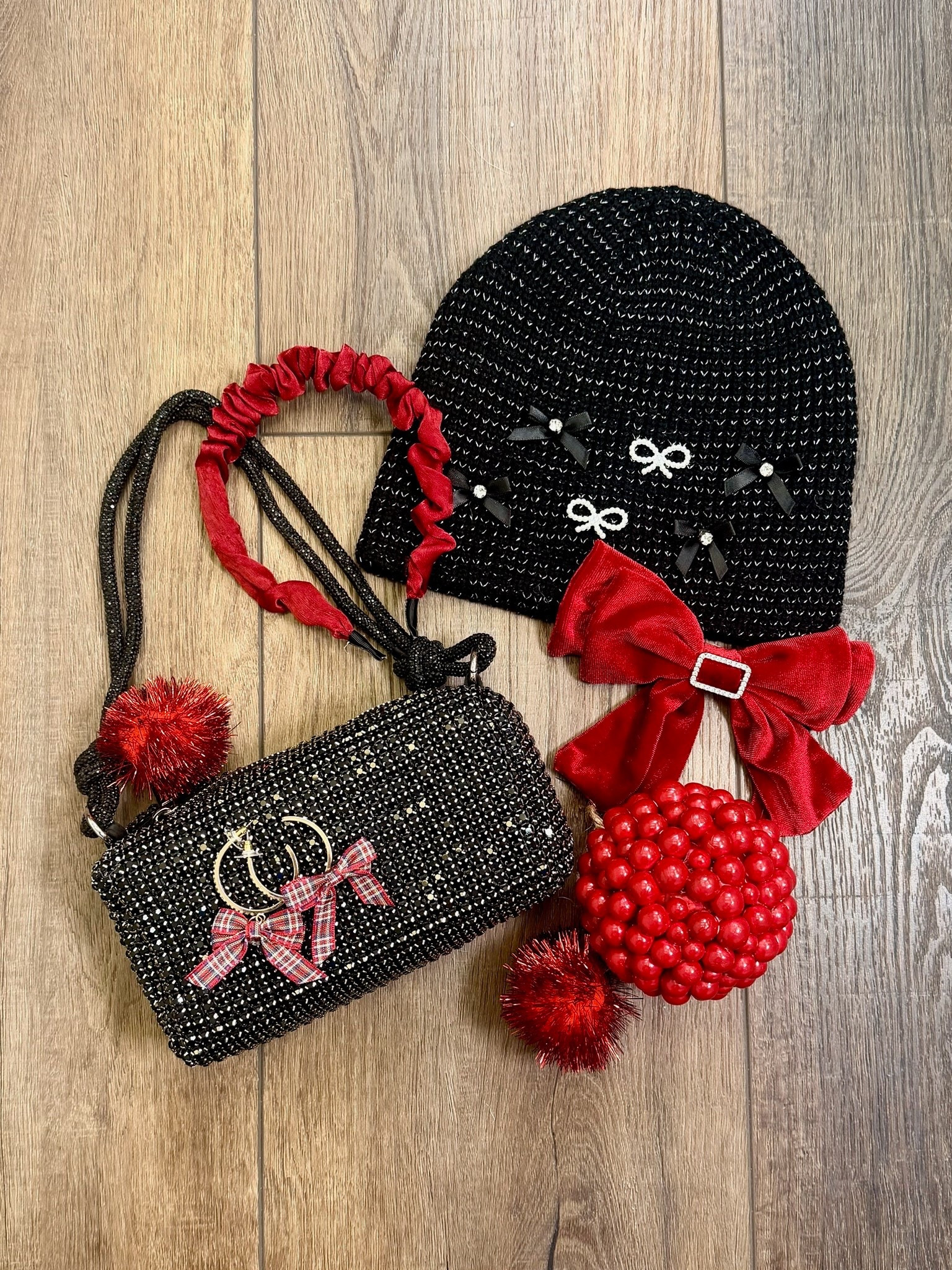 Walmart holiday accessories!!! ✨🎄😍

#LTKGiftGuide #LTKHoliday #LTKootd