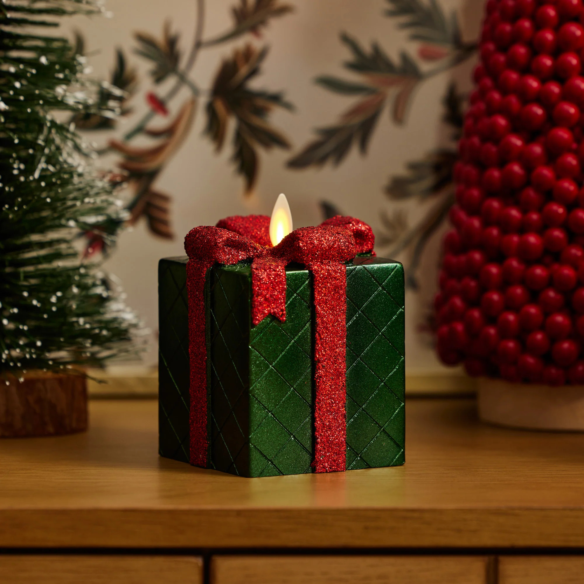 Holiday Green Flameless Candle Gift Box | Luminara