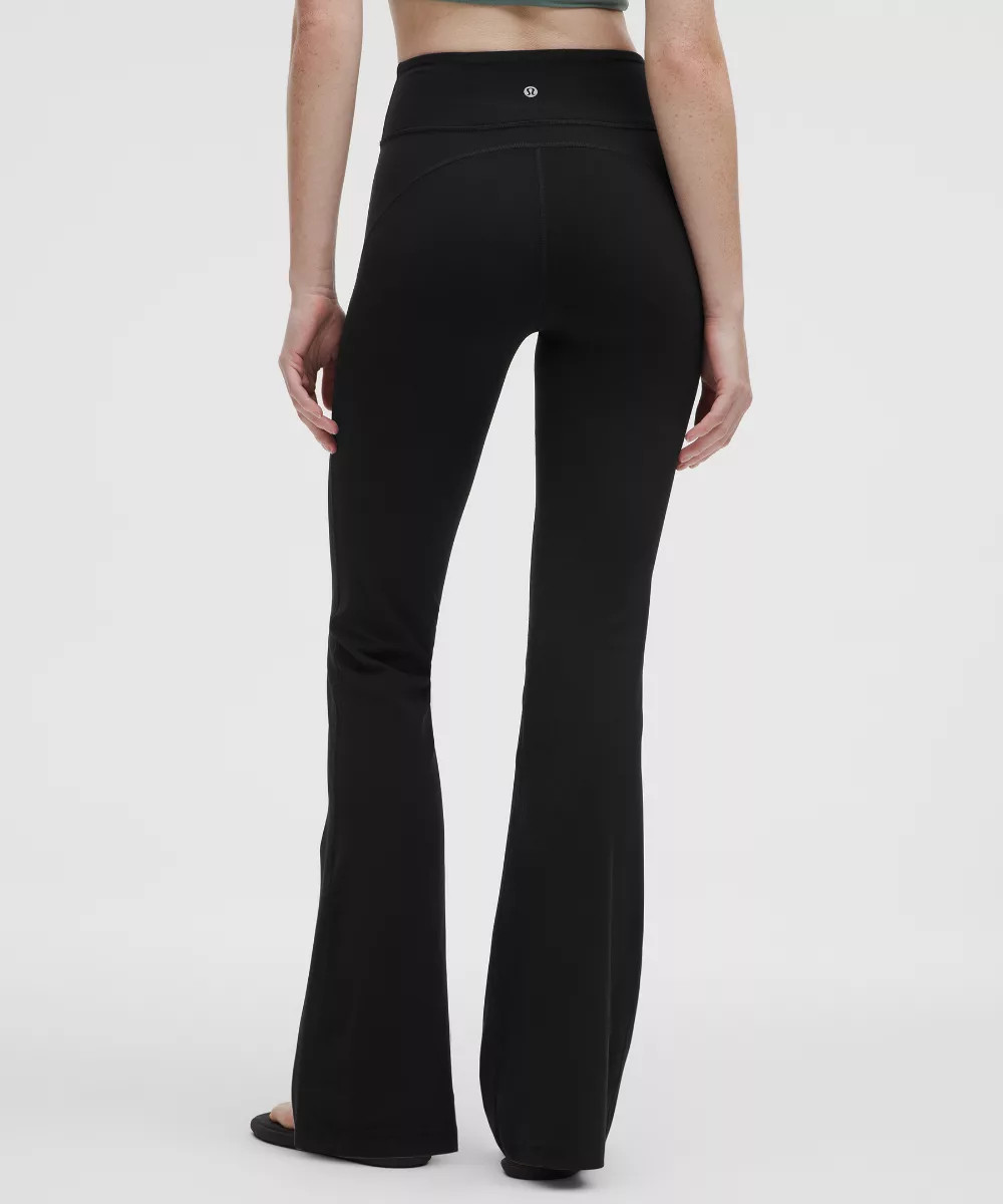 Groove Hose mit ausgestelltem Bein und hohem Bund aus Nulu   Kurz | lululemon DE