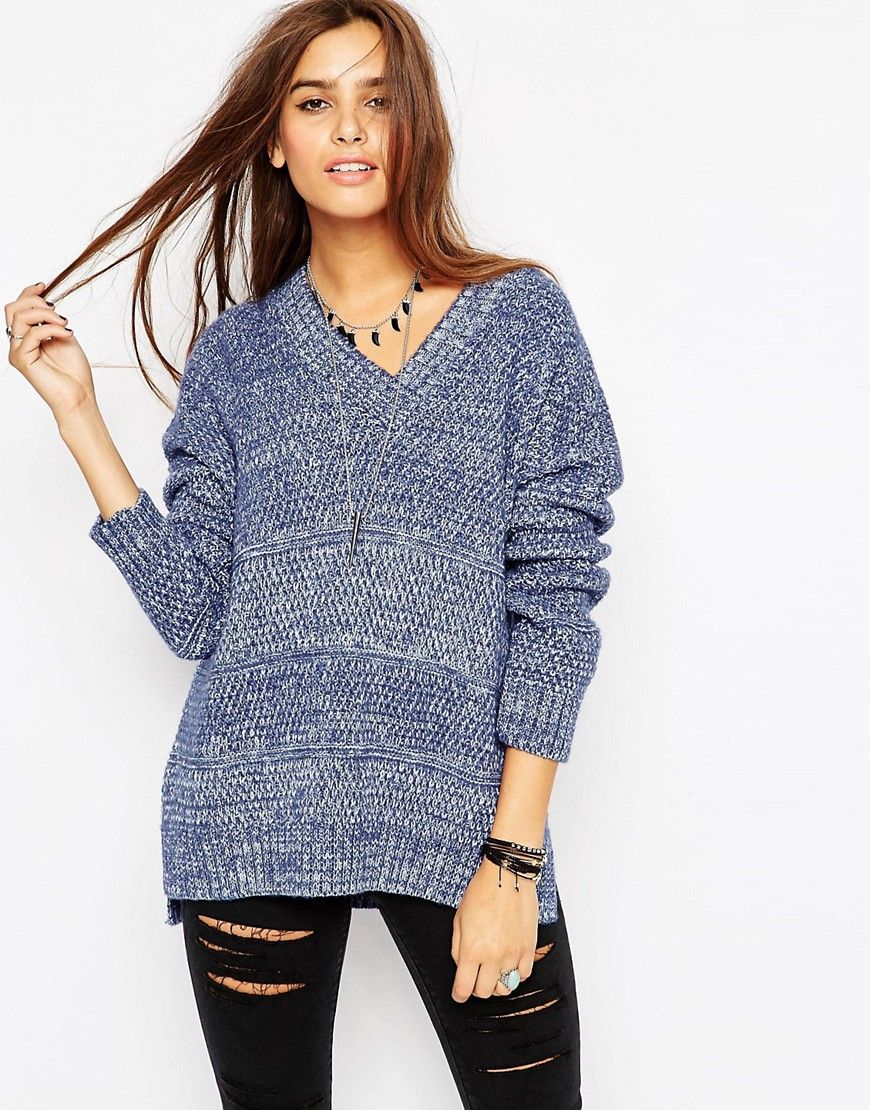 ASOS Chunky Tunic Sweater With V Neck In Denim Twist Yarn - Denim blue twist | ASOS US