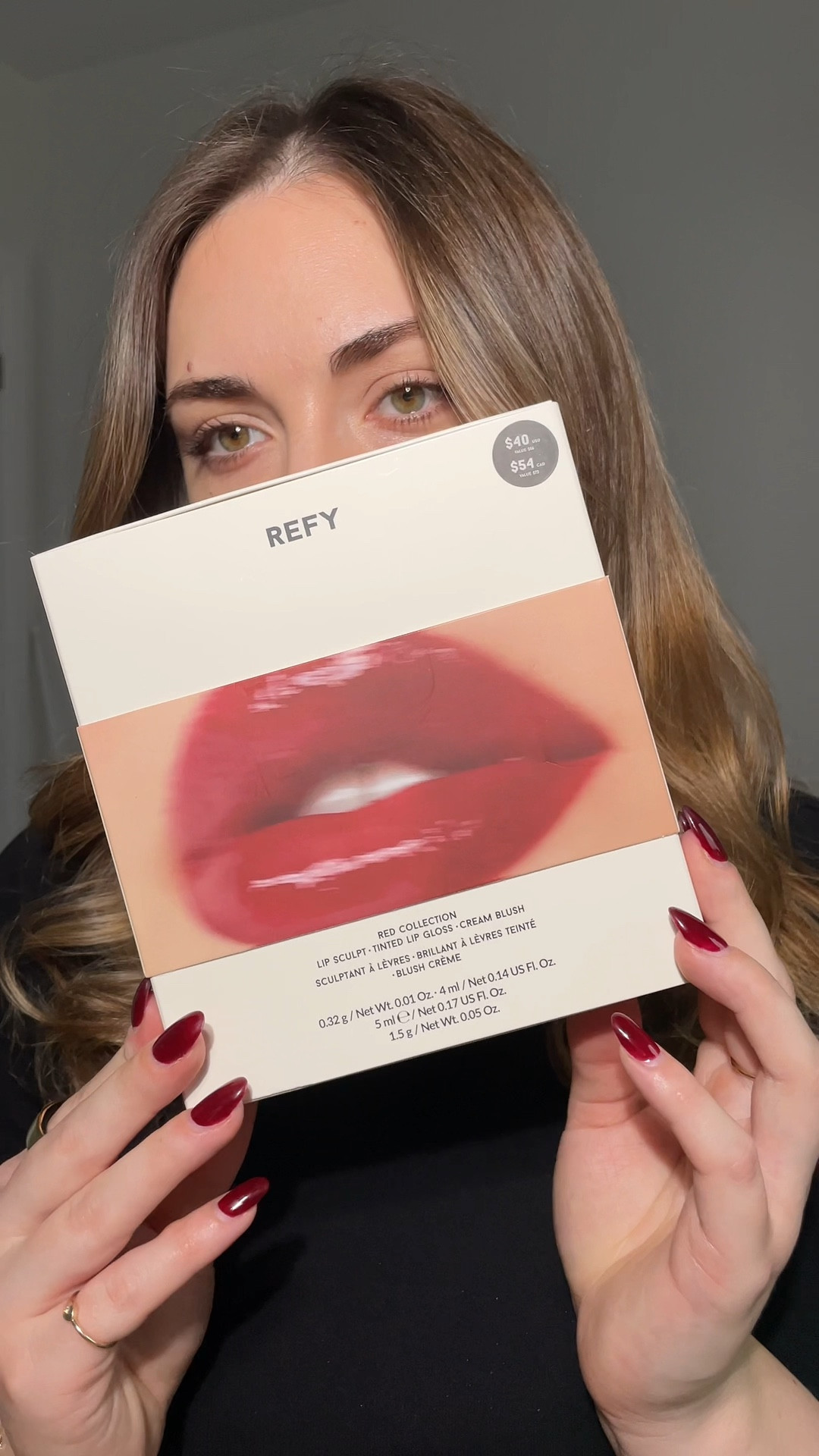 Refy red collection