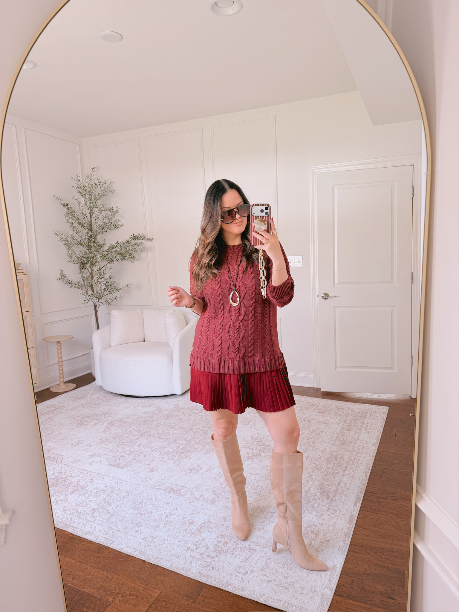 wearing an XL 

 #LTKSeasonal #LTKMidsize