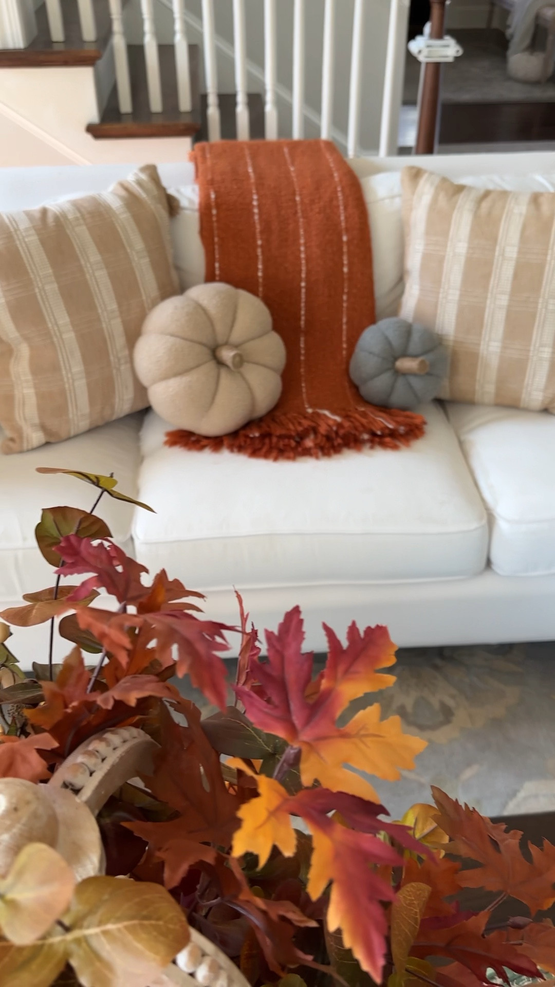 Fall living room decor 

#LTKhome #LTKSeasonal