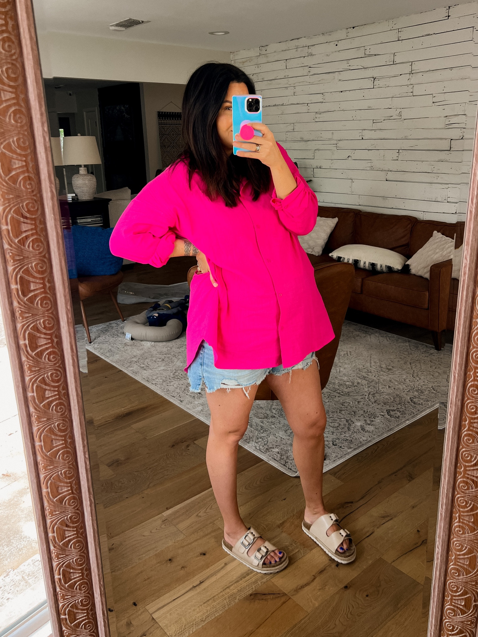 Bump friendly easy Amazon fashion look. Aerie shorts are perfect for a bump!

Amazon Top: XL (it’s OVERSIZED)
Aerie Shorts: XL (but stick with your true size)
Walmart platform Sandals:  down to nearest whole size 



#LTKstyletip #LTKunder50 #LTKbump