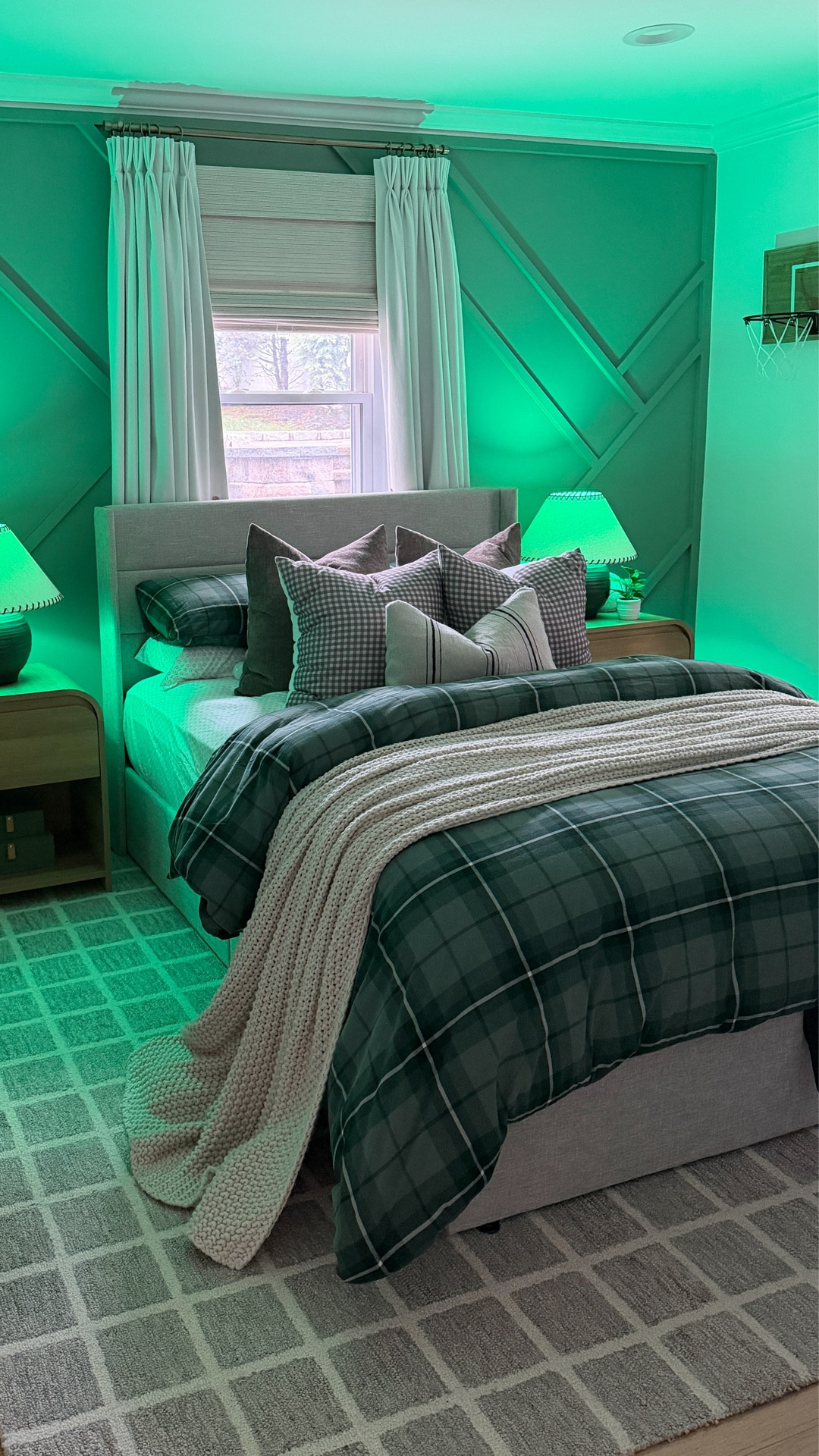 #ad Still can’t believe this deal — these wireless, app-controlled smart LED bulbs are on sale at @loweshomeimprovement right now and the 4-pack is only $26.99 😳 

They’re so easy to use, you control everything from your phone, and they instantly change the whole vibe of a room. Such a fun little upgrade for any space ✨

#LowesPartner smart led bulb, kids bedroom inspi, boy bedroom, colorful lights, smart led lighting 



#LTKGiftGuide #LTKSaleAlert #LTKFindsUnder50