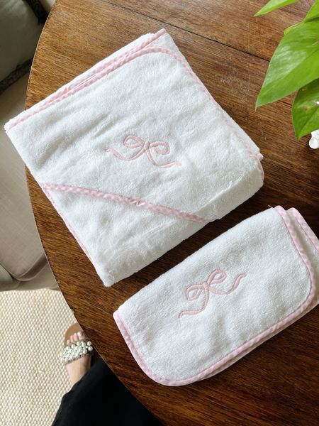 The sweetest baby girl hooded towel and washcloths. 🎀

#LTKBaby