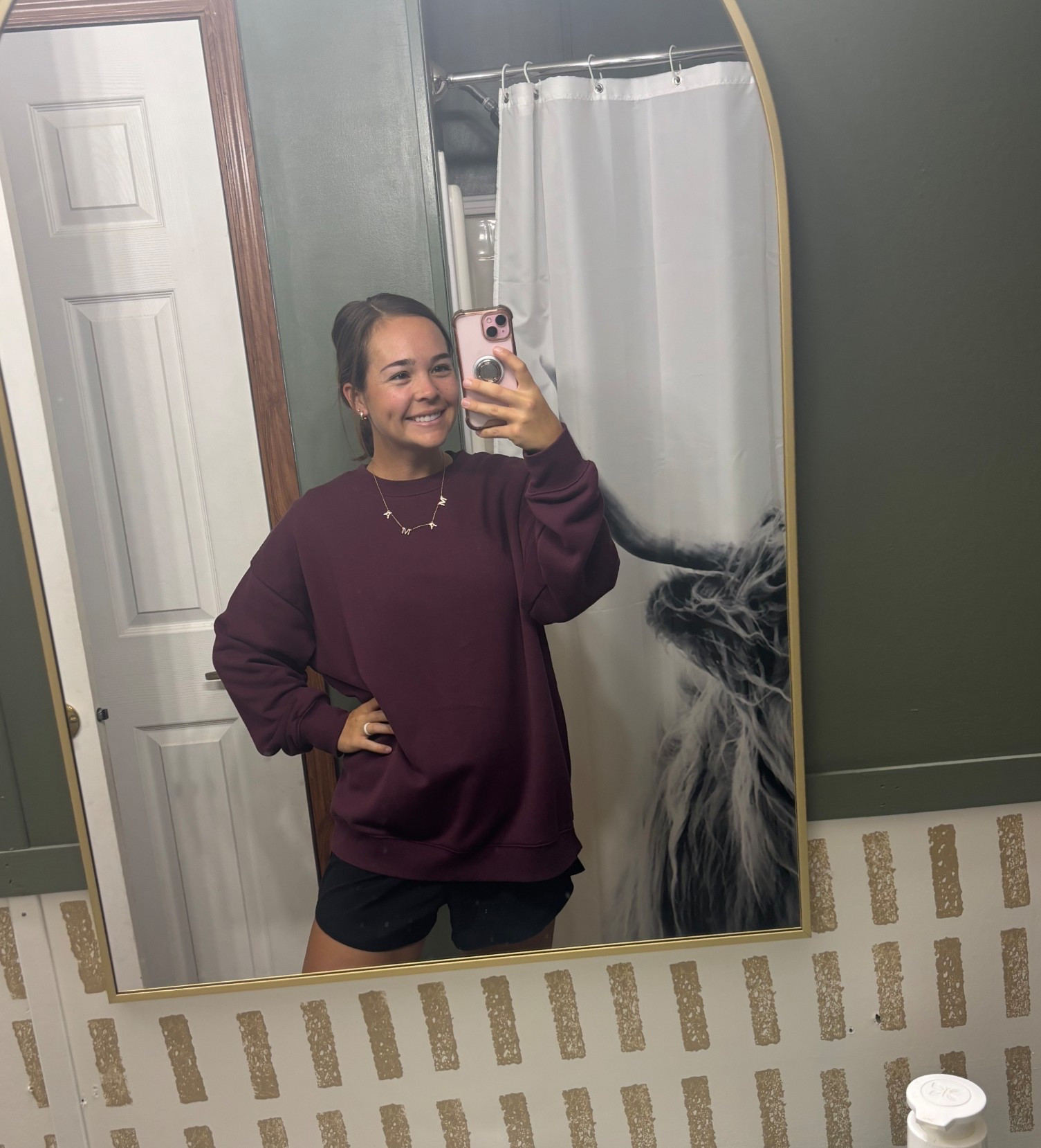 Comfy Walmart sweatshirt 

#LTKFamily #LTKActive #LTKFindsUnder50