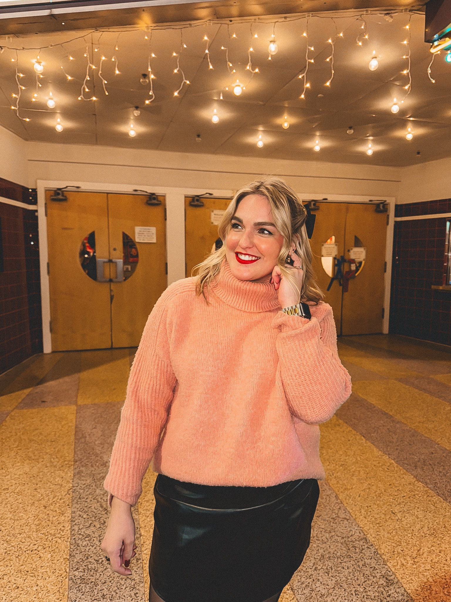 Cozy pink sweater for the month of love! 🎀💘

#LTKSeasonal #LTKshoecrush #LTKmidsize