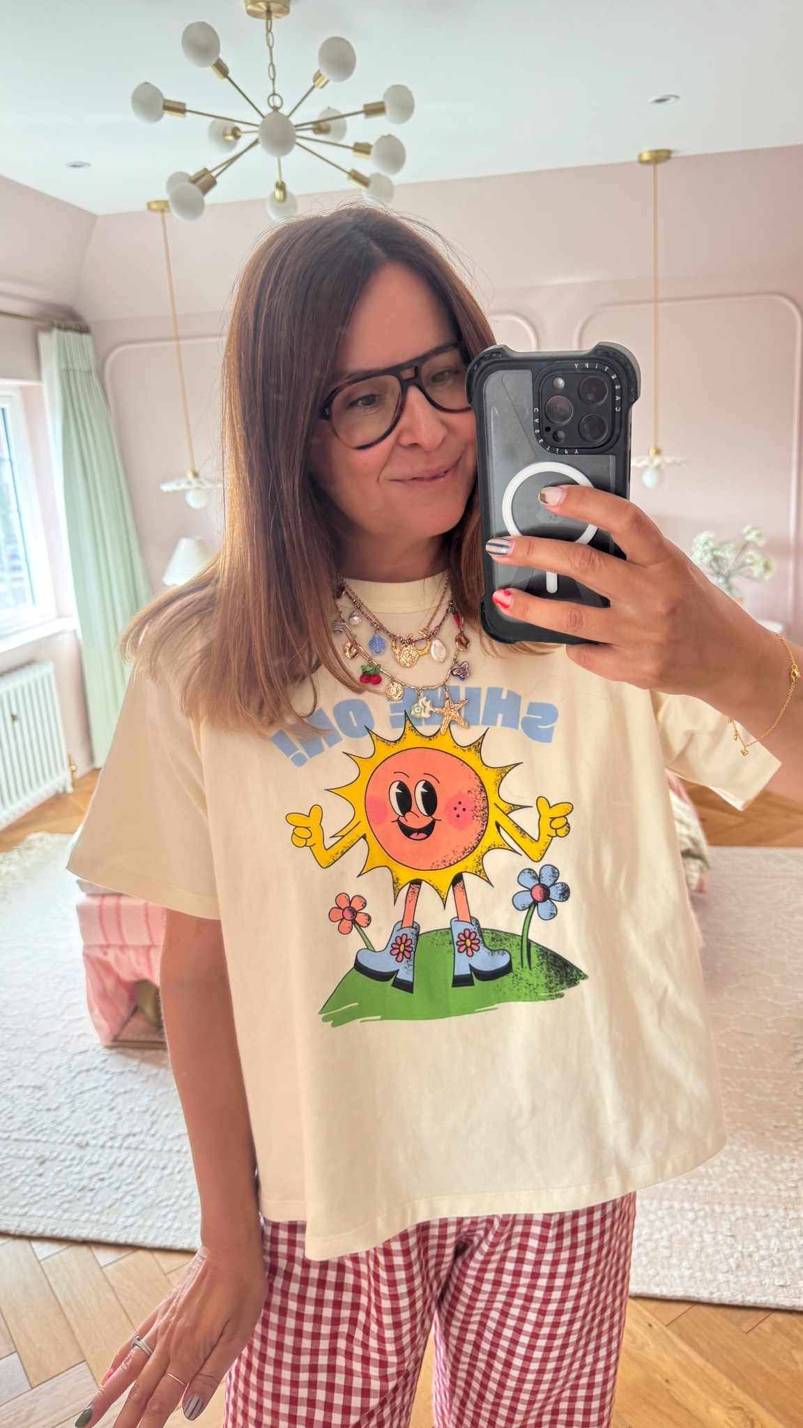 Cute summer graphic tee 

#LTKsummer