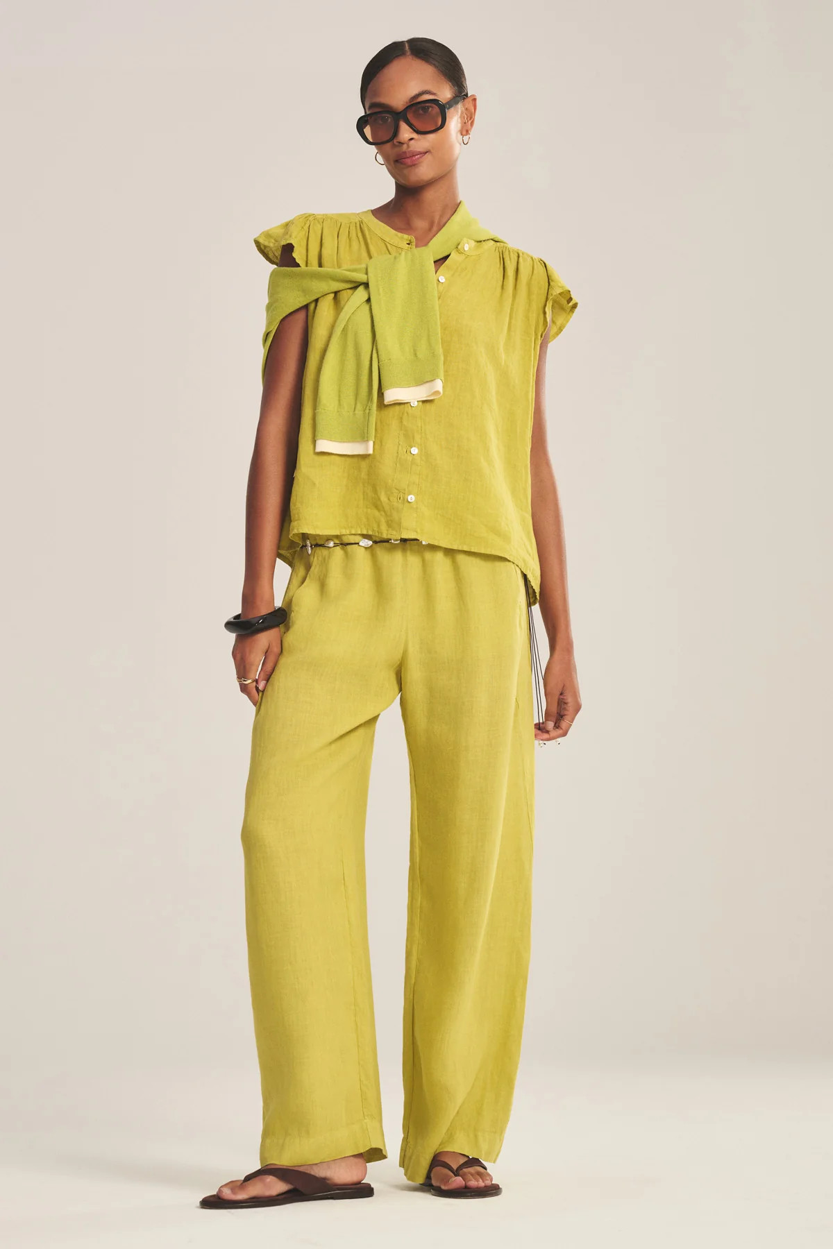 LOLA LINEN STRAIGHT LEG PANT | Velvet by Graham & Spencer