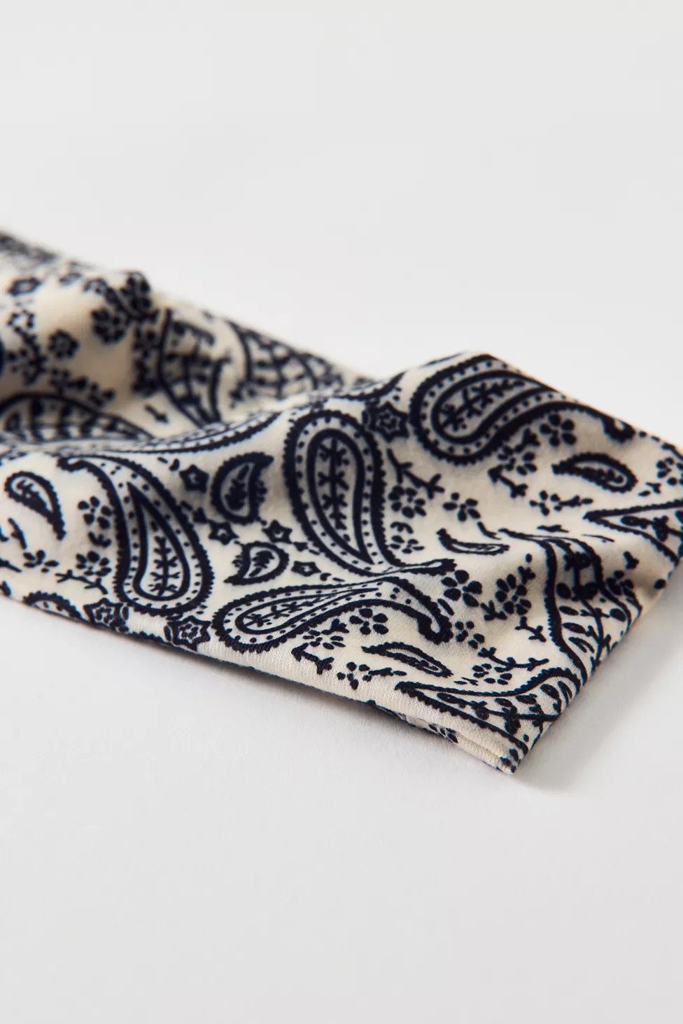 Bandana Print Wide Headband | Urban Outfitters (US and RoW)