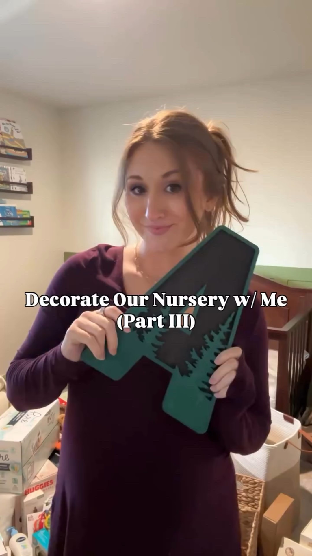 It’s really coming along!! 🥹🥹 also comment when you spot the Smoke break 🤣😻👏🏼

#nurseryroom #nurseryprogress #pregnancyjourney #babyboynursery