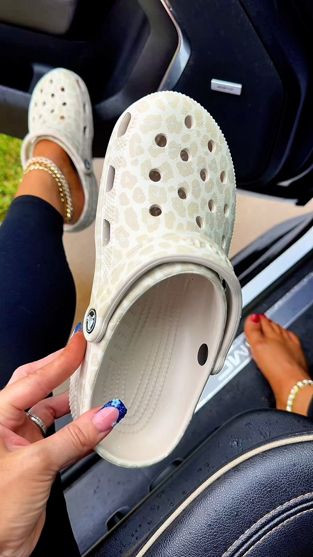 Crocs leopard clogs are a MUST HAVE #crocs #crocsclogs #crocsleopard #leopardcrocs #ad 

 #LTKootd #LTKWorkwear #LTKTravel