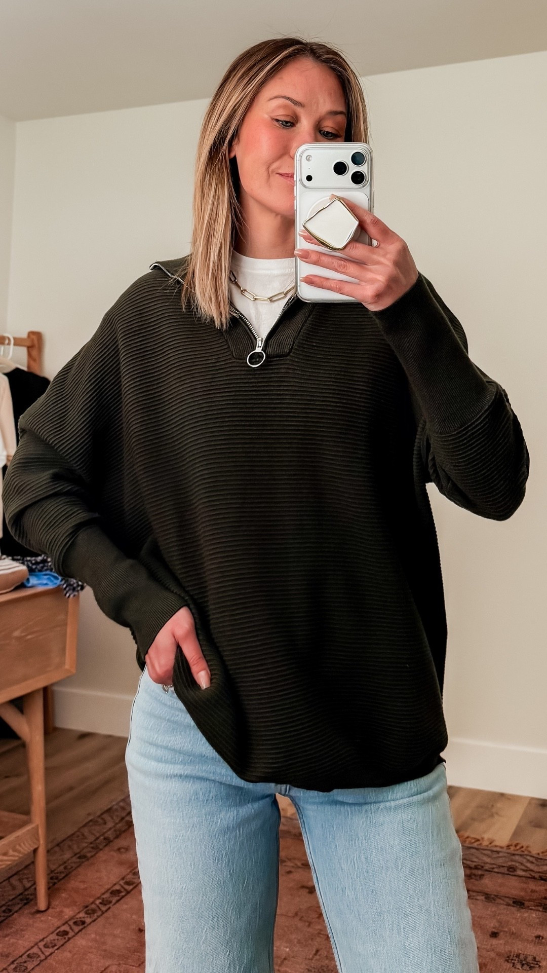 Comfy outfit 

Size XL in the quarter zip pullover 🫒

#LTKootd #LTKgrwm