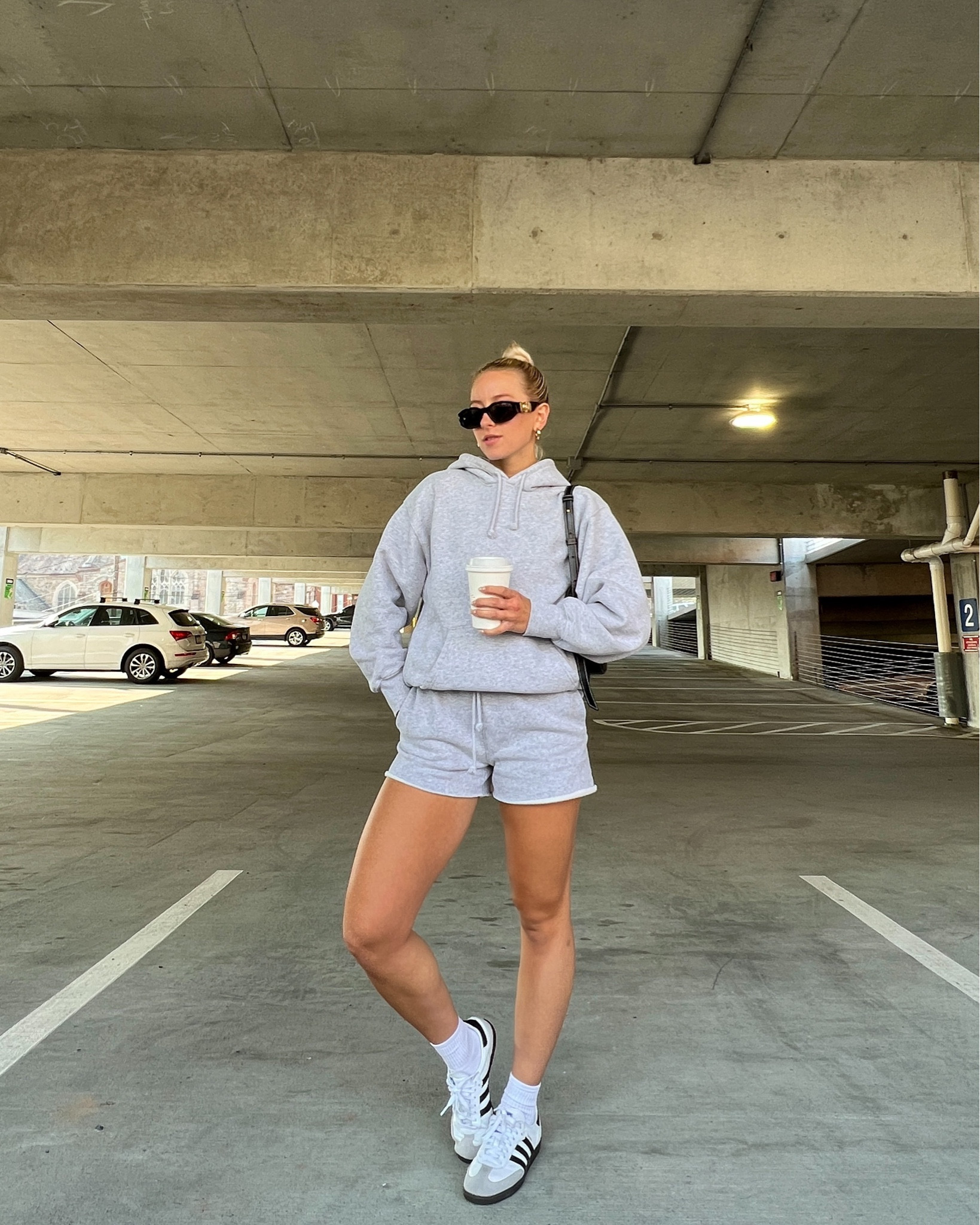 Matching set, sweat set, Adidas samba sneakers, Adidas samba outfits, summer outfits, casual summer style, casual summer fashion, gold jewelry, everyday jewelry 