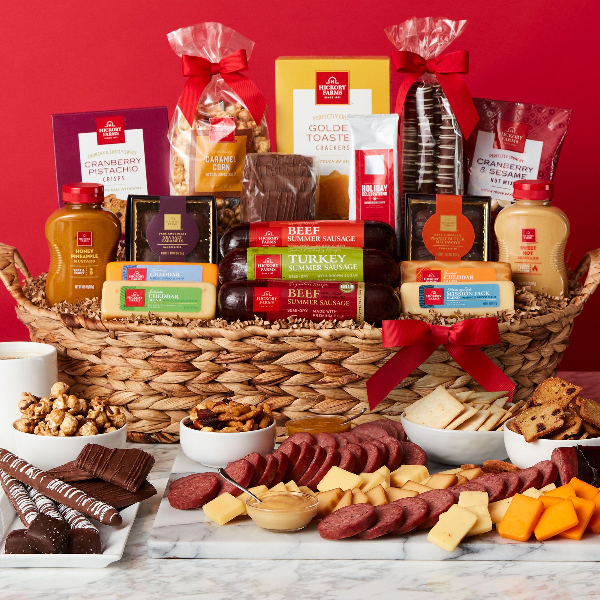 Grand Holiday Gift Basket | Hickory Farms