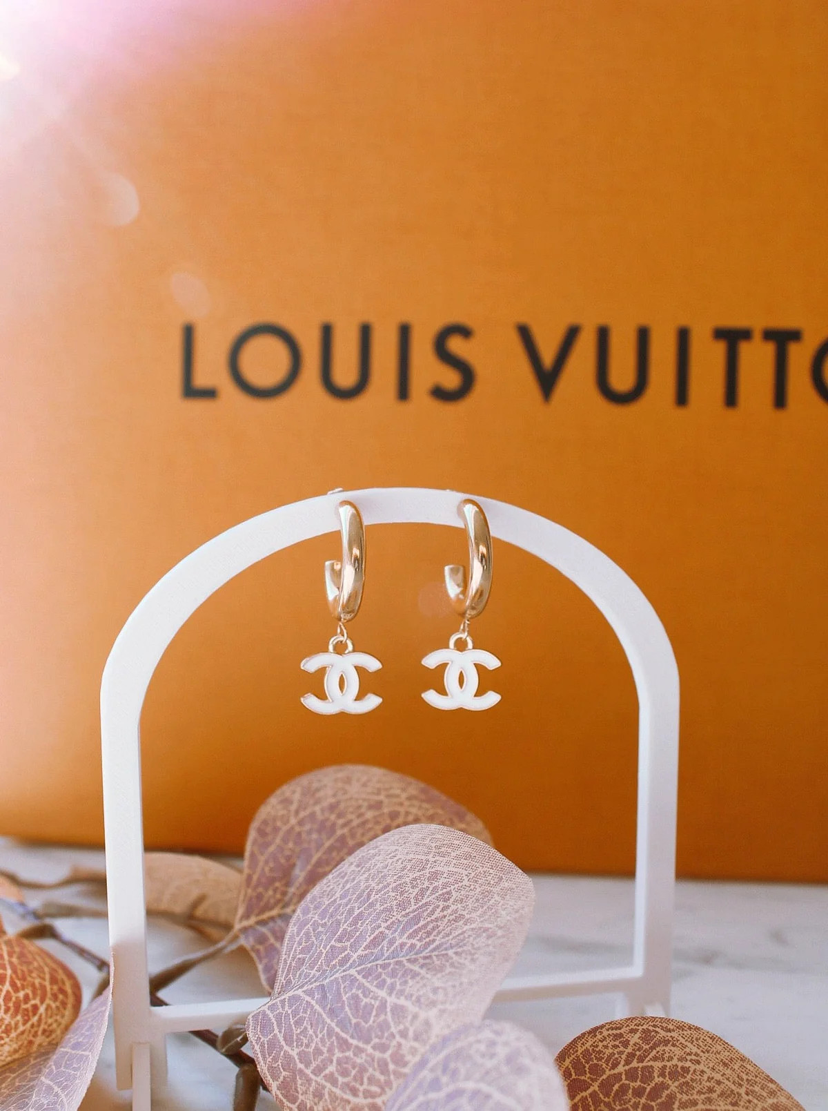 FLORA EARRINGS IN GOLD + WHITE | raëliv