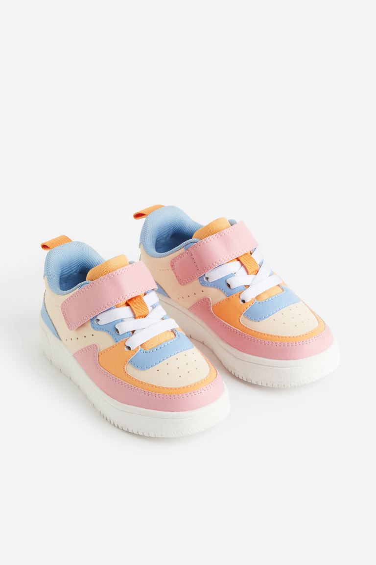 Sneakers | H&M (US + CA)