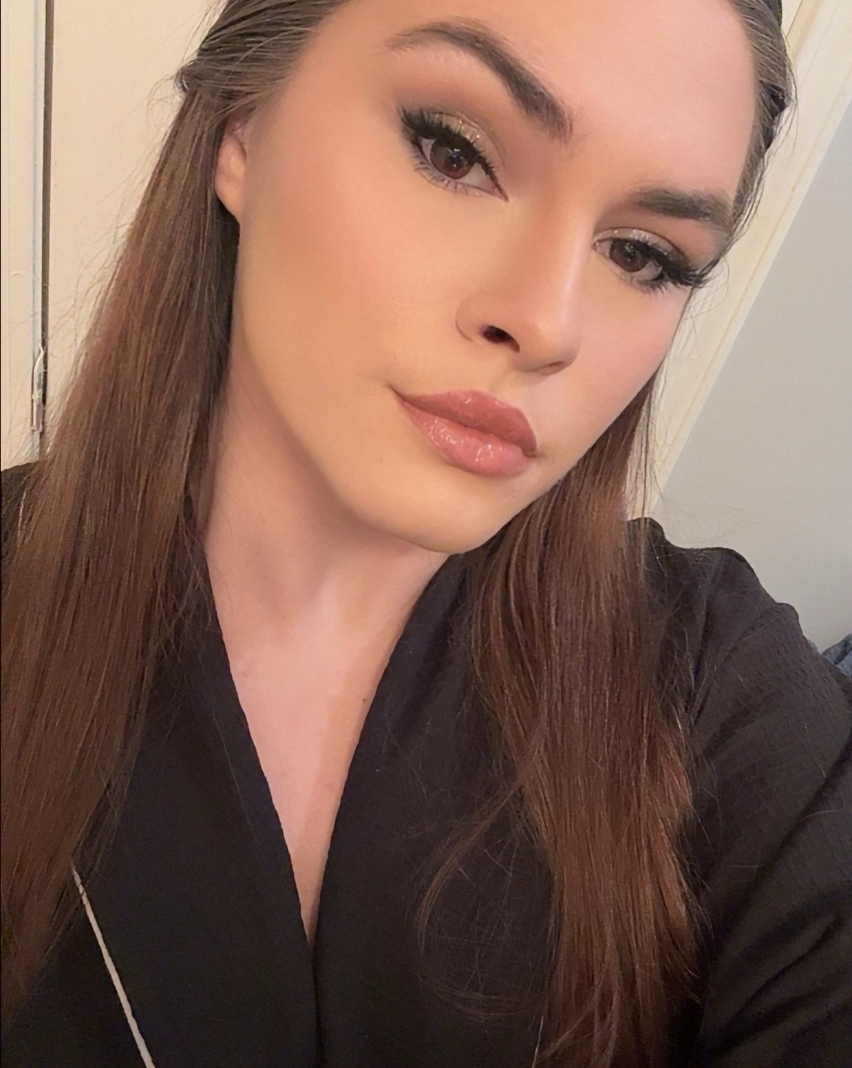 The great debate..gloss or no gloss✨

#LTKU #LTKgrwm #LTKBeauty