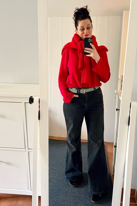 Ribbed red knit (on the shoulders) #hm / Cotton red knit #uniqlo / Aqua green belt #bcbgmaxazria / Faded black flare jeans #levis / Black suede sneakers #sandro

#LTKmidsize #LTKeurope #LTKover40