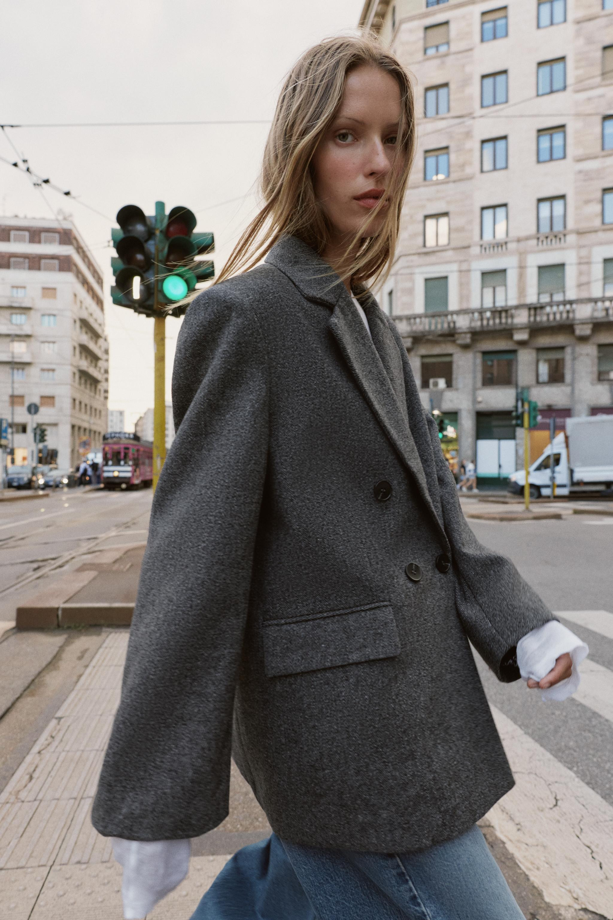 OVERSIZE DOUBLE-BREASTED BLAZER | Zara UK