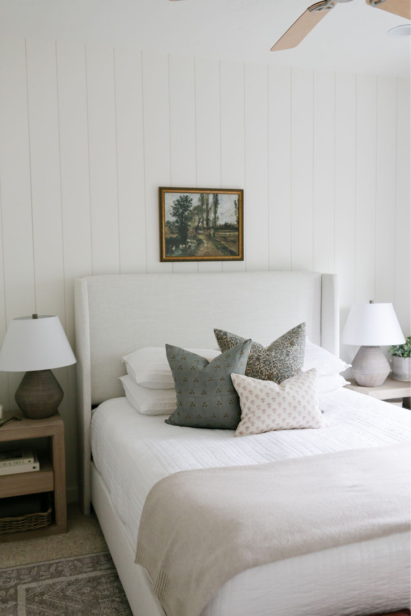 Bedroom decor, home decor, throw pillows, table lamp, bedding, upholstered bed

#LTKhome #LTKsalealert #LTKFind