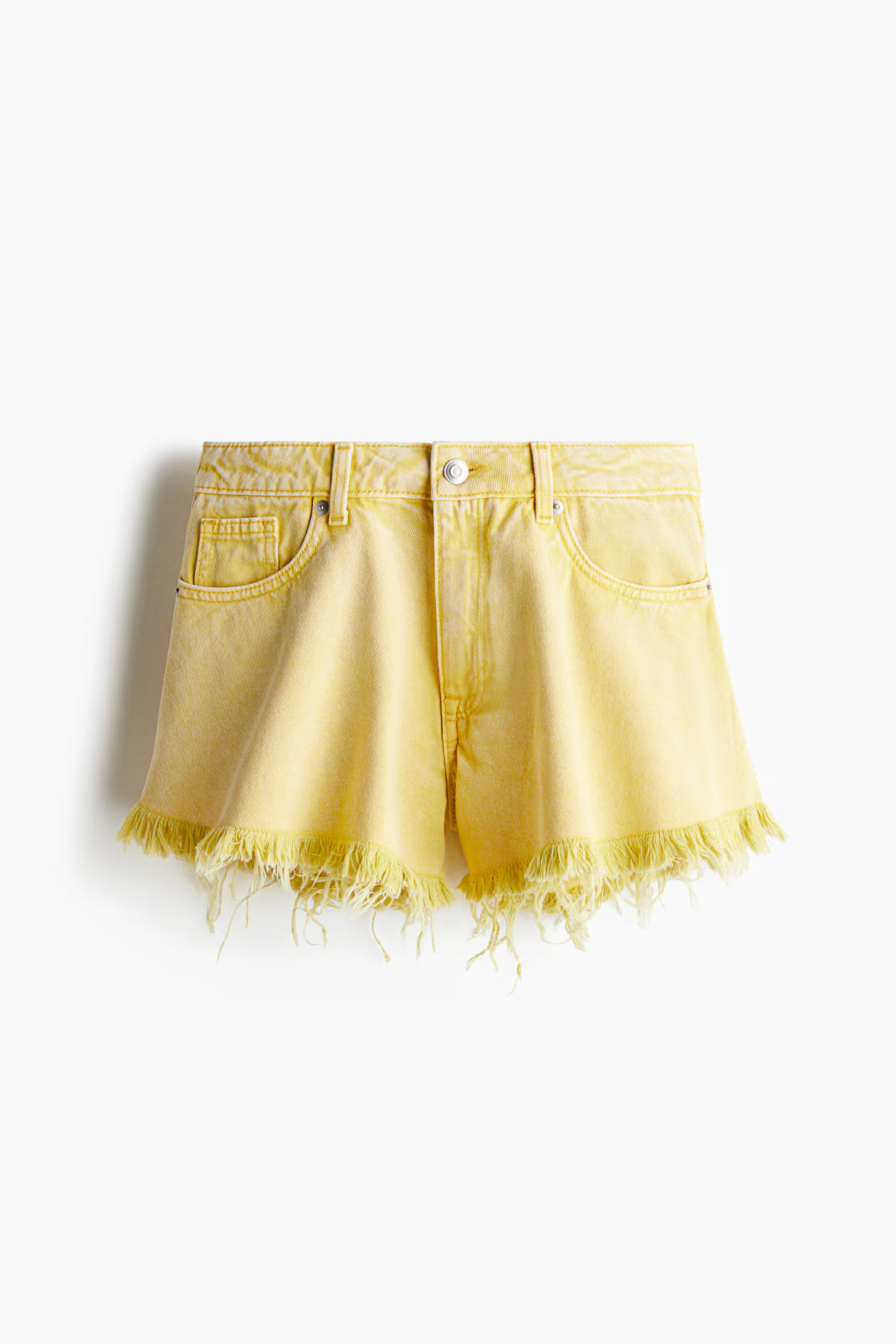 Frayed-edge denim shorts | H&M (UK, MY, IN, SG, PH, TW, HK)