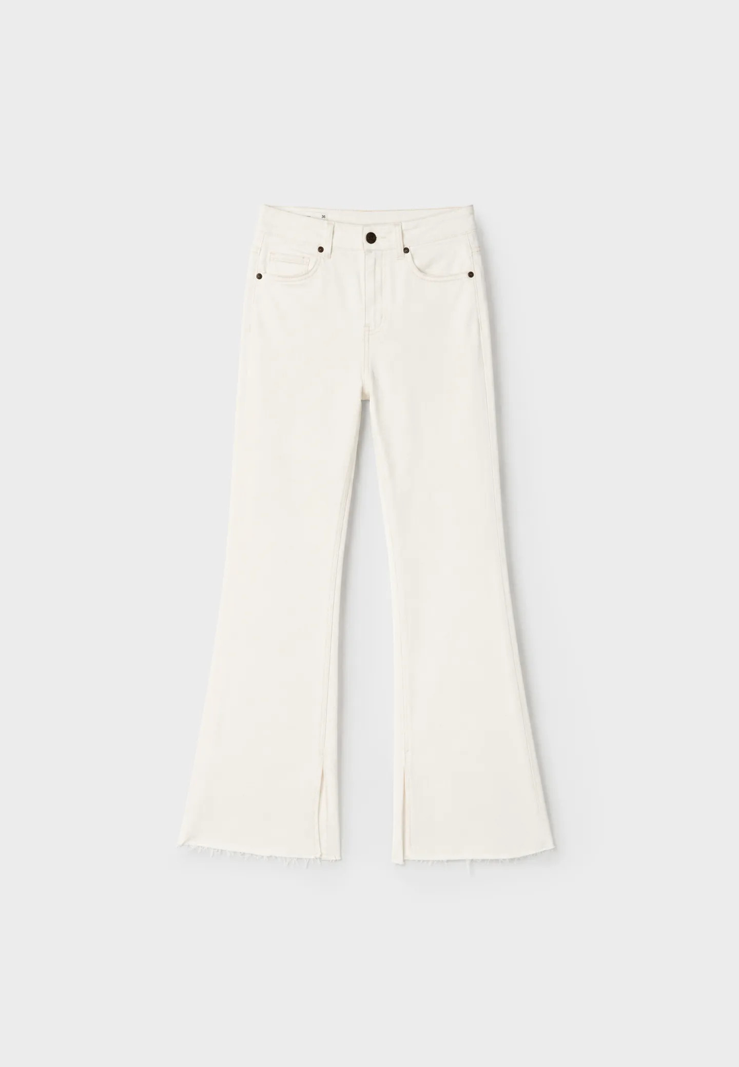 D74 Stretch-Jeans-Schlaghose mit Schlitz | Stradivarius DE