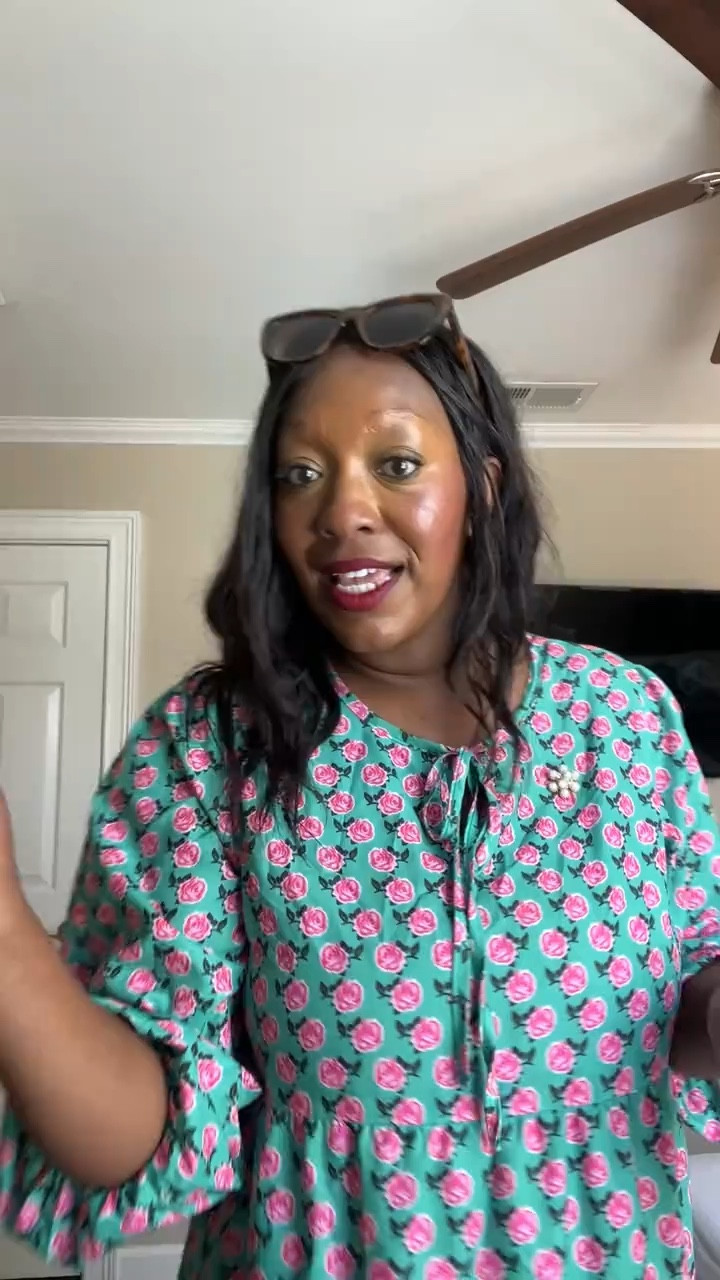 Ending this trip in my favorite kind of outfit simple and put together #outfitoftheday #momstyle
#elevatedcasual #coastalaesthetic #simplestyle links in my LTK @target @Amazon @CROCS US SHOP

#LTKootd #LTKvlog #LTKmomlife