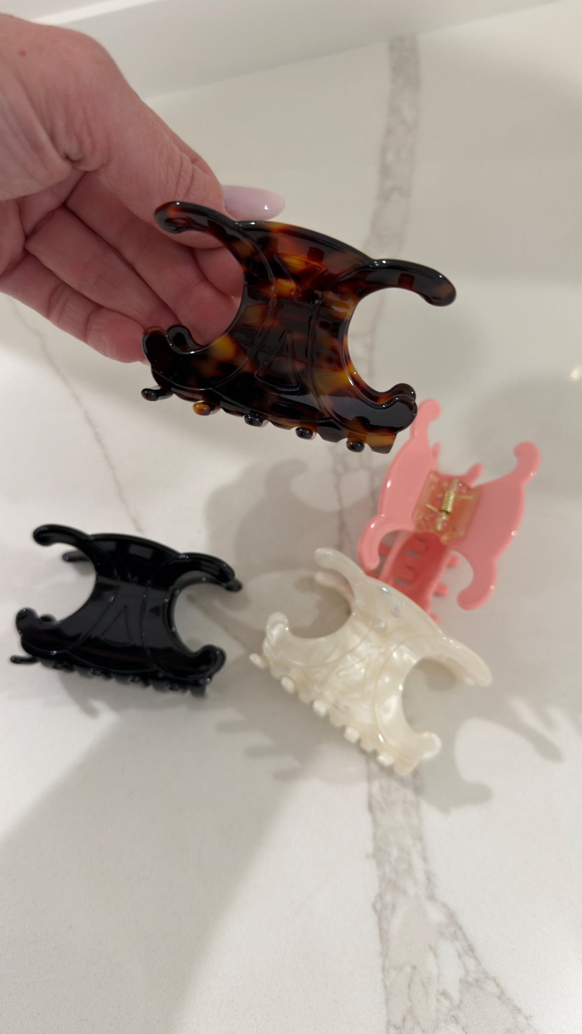 These Amazon hair clips looks so much like Celine