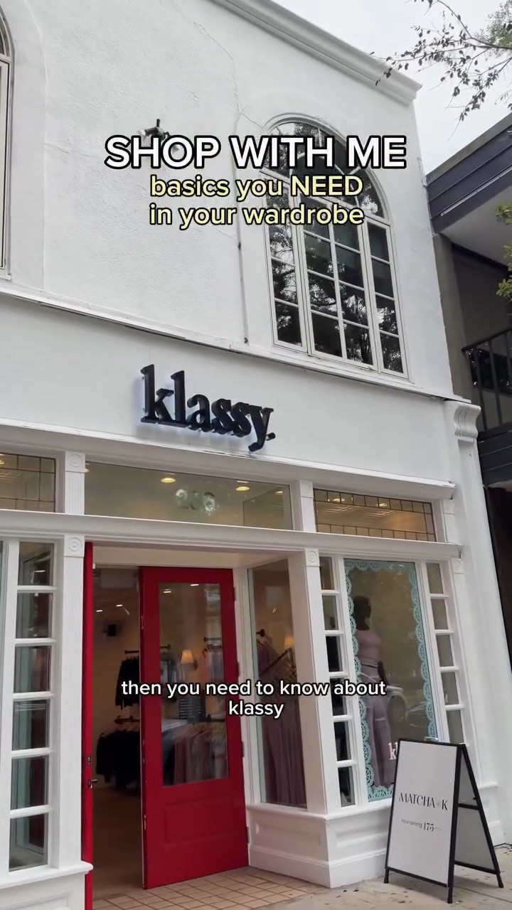 let me put y’all on, if you haven’t heard of @klassy , you’re missing out. I can’t believe they have an in-person store now😭 

#wardrobemusthave #outfit #styleinspo #basics