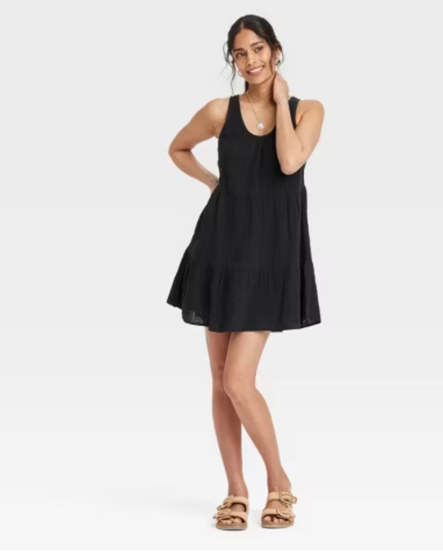 Women’s sundress

Perfect for a hot summer day, or to throw on for the beach or pool! 

#LTKSaleAlert #LTKSeasonal #LTKSwim