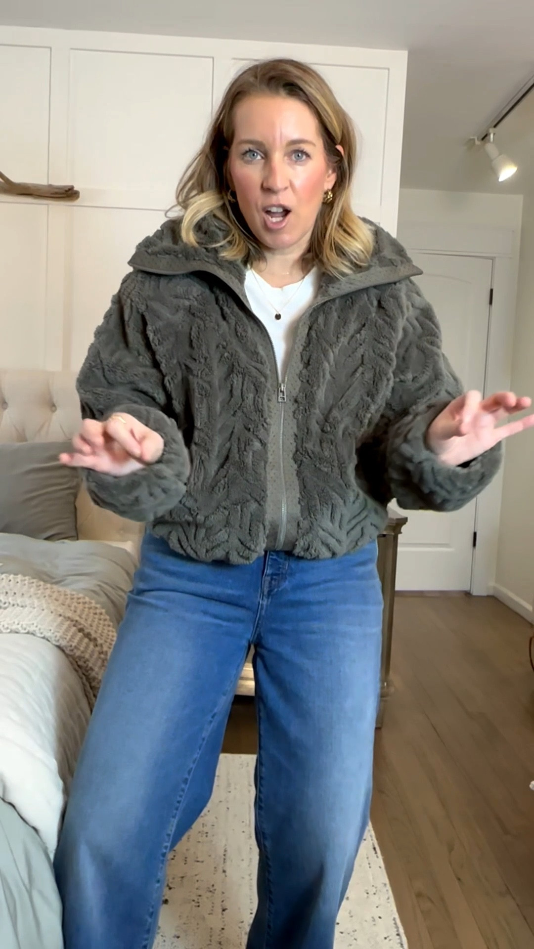 Medium jacket in the olive!! 
Medium tee and jeans are tts 29 regular!! 


#LTKHoliday #LTKootd #LTKGiftGuide