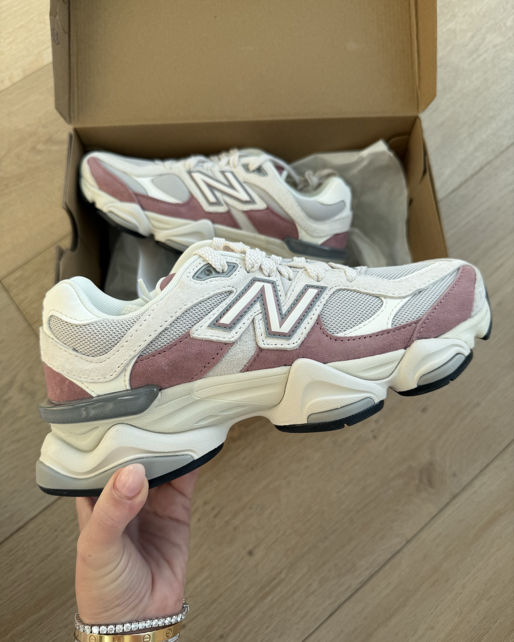 new colors! obsessed! #newbalance #sneakers #shows #

#LTKgrwm #LTKootd