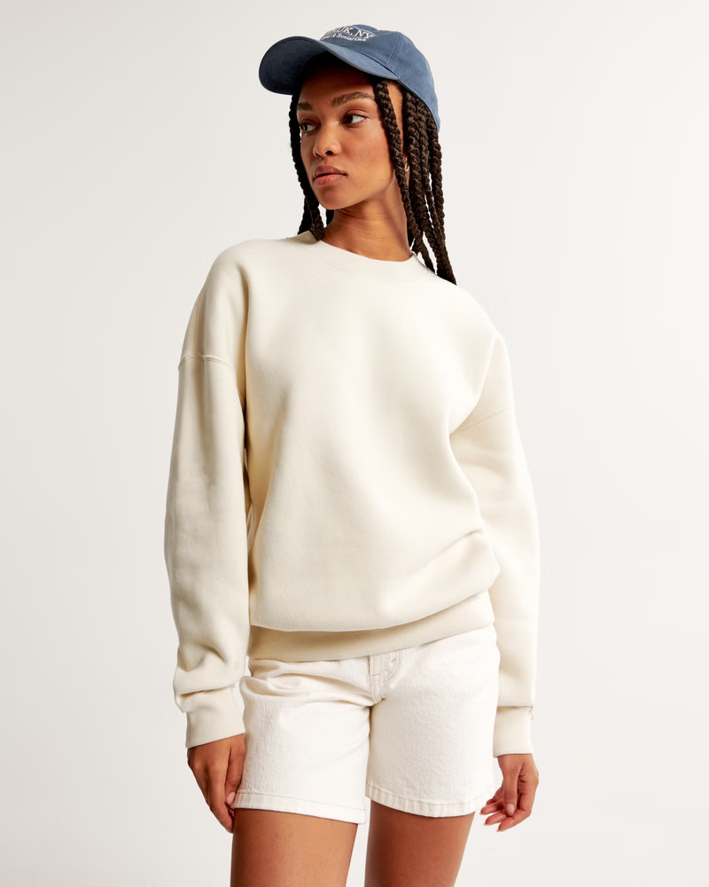 Essential Crew Sweatshirt | Abercrombie & Fitch (UK)